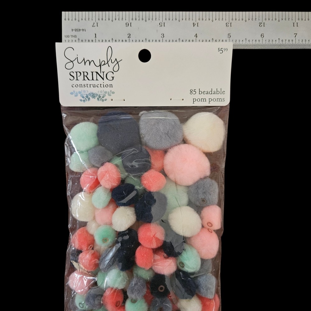Simply Spring Construction Crafting Pom Poms 85 Pieces New Multicolor Multi Size - Picture 8 of 9